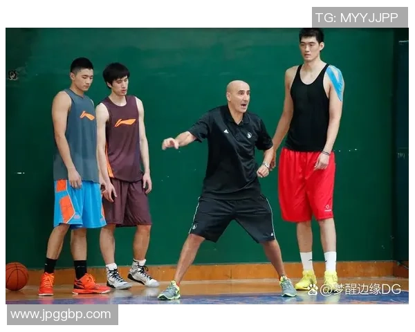 姚明与努尔基奇的对决谁能在篮球场上书写传奇篇章